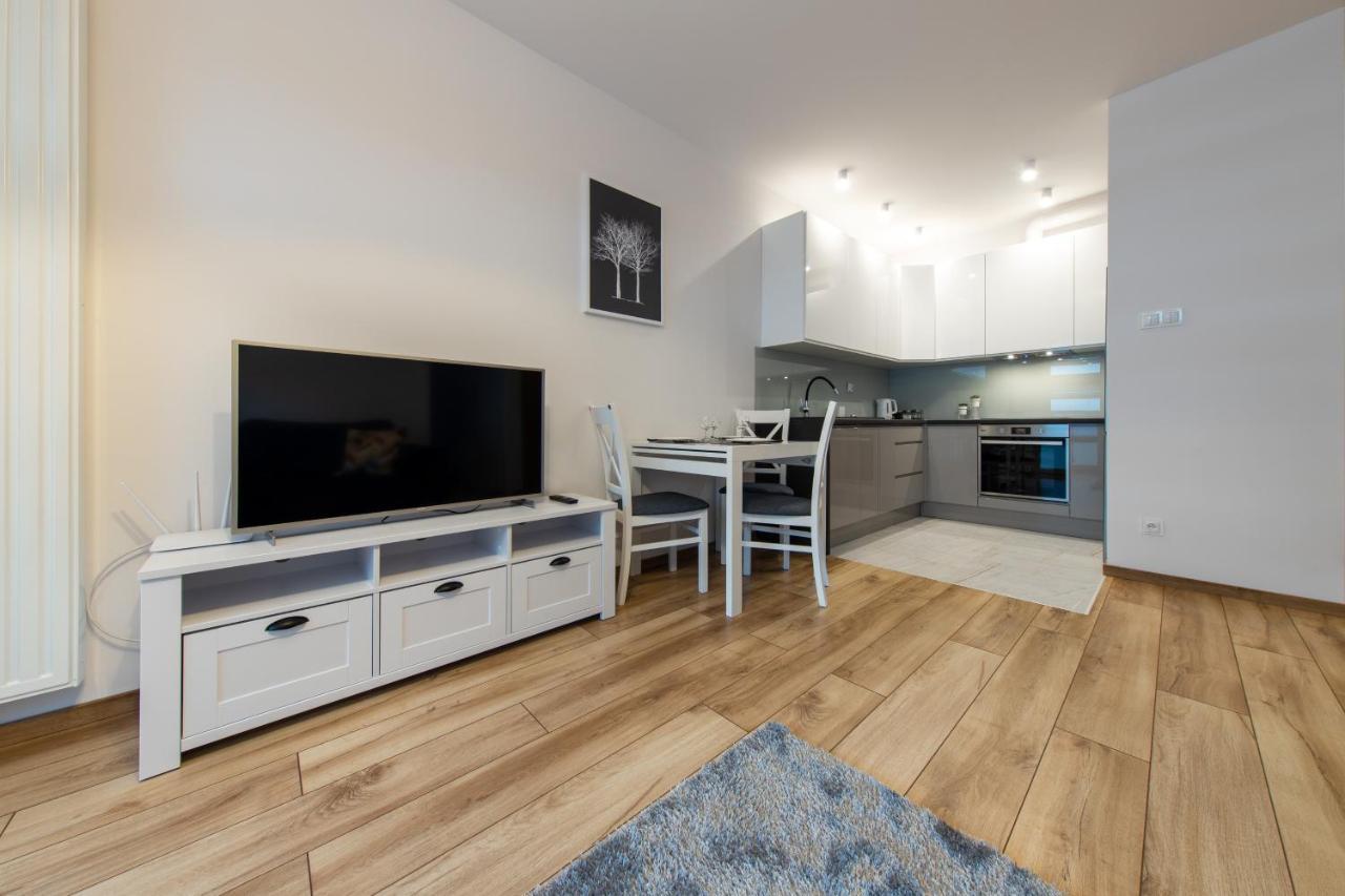 Apartamenty Jurowiecka Белосток Экстерьер фото